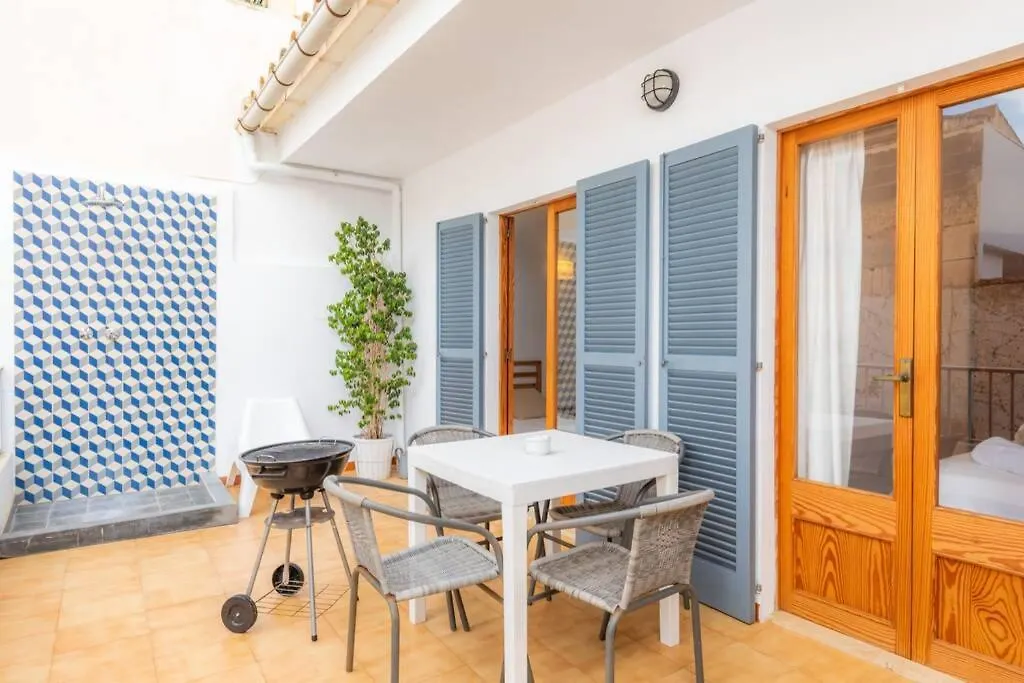 Beach House S'Illot Apartment